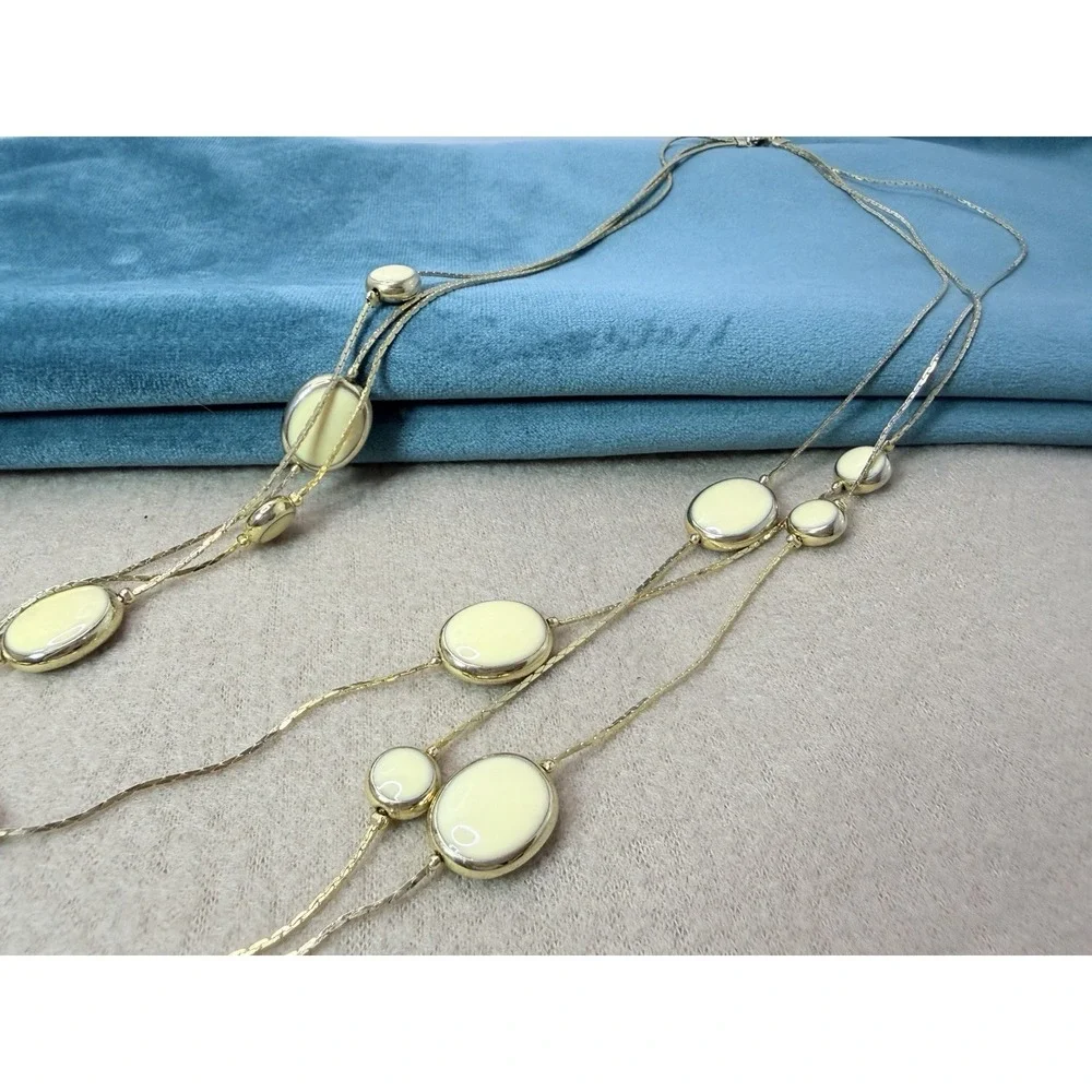Vintage Avon 1980s Triple Strand Station Necklace Gold Tone Ivory Enamel 29 Inch